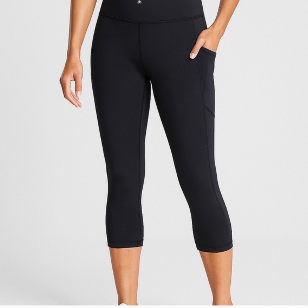 Athleta Ultimate Stash pocket capri